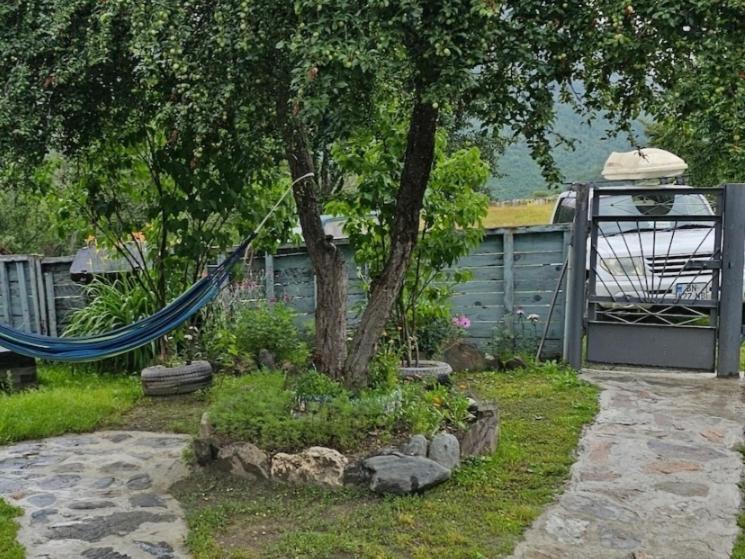 Guesthouse Leno Tsaldashi Exterior photo